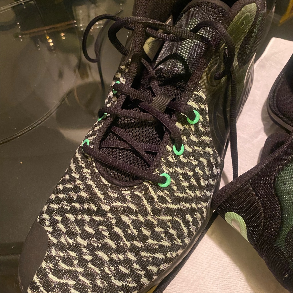 Nike Kd Trey 5 Viii Men's Size 12 Black Illusion Green Basketball Shoes